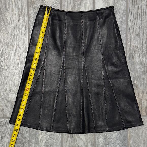 NWT Pink Contrast Stitch Pleated IN NAPPA Black Leather Skirt Size 2 Academia - Picture 8 of 11